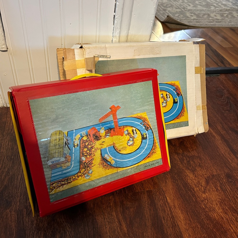 Vintage 70’s foldable construction set Red and Yellow Toy Set
